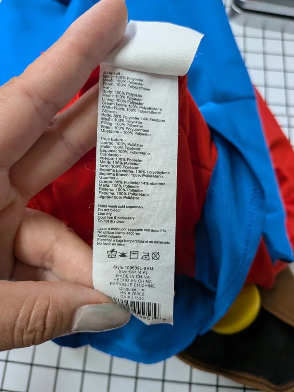Nintendo Super Mario Kids Costume Jumpsuit Hat Glover Foot Cover Disguise Small